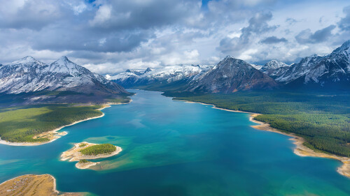 nature-lake-scenery-aerial-view-spray-lakes-reservoir-canada-uhdpaper.com-4K-8.2854dacad0c21b8859a7.jpg