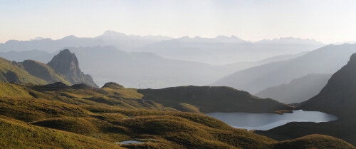 mountains305811c585031df0c2.jpg